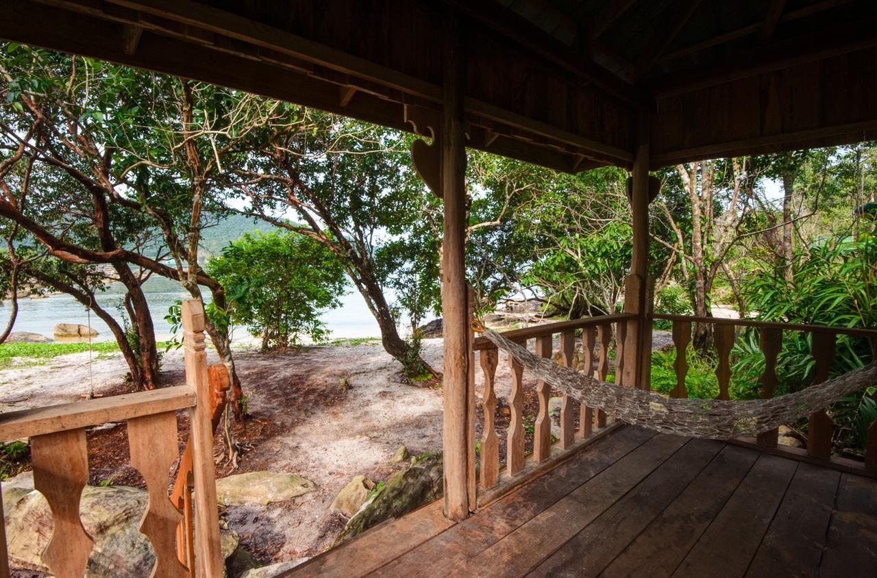 코롱 산로엠 Mad Monkey Koh Rong Samloem 호스텔 외부 사진