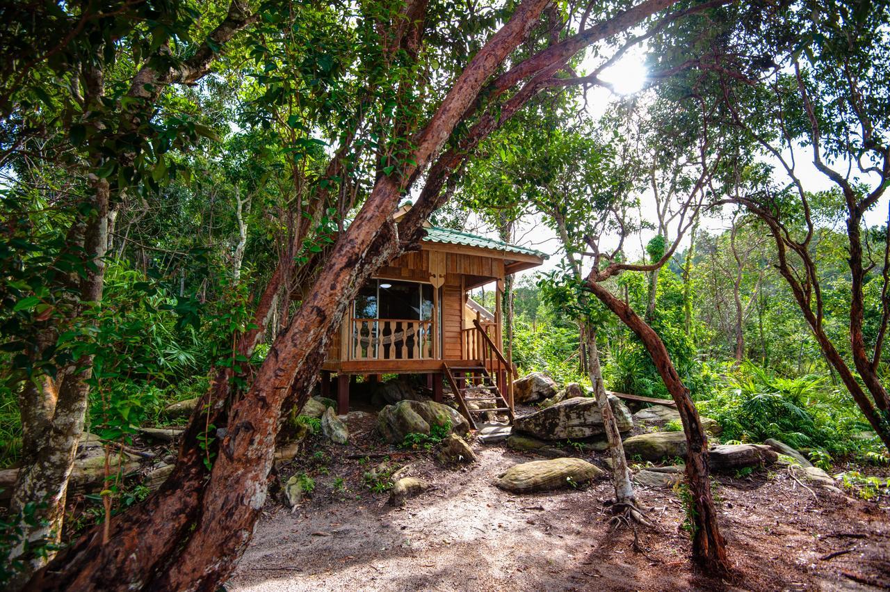코롱 산로엠 Mad Monkey Koh Rong Samloem 호스텔 외부 사진