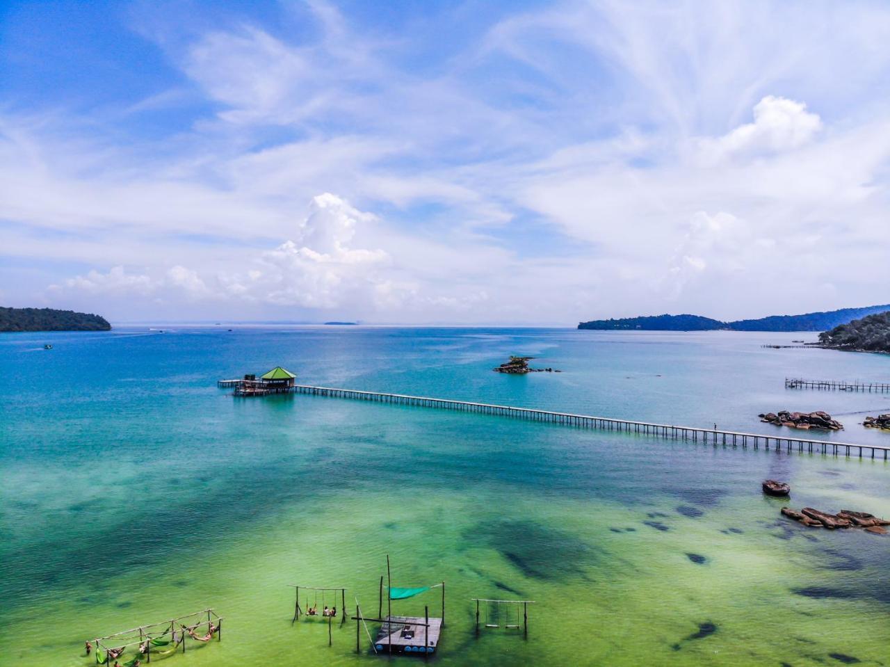 코롱 산로엠 Mad Monkey Koh Rong Samloem 호스텔 외부 사진