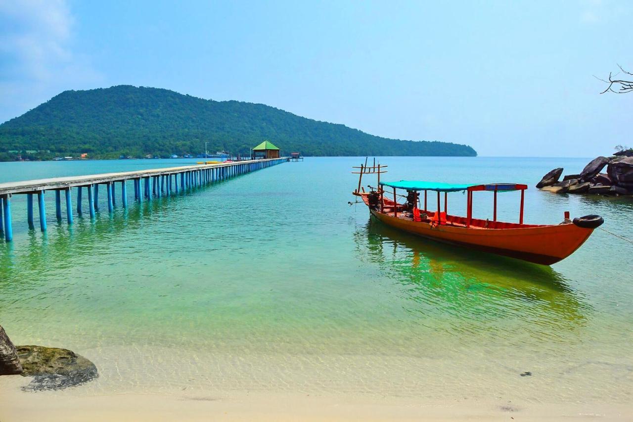 코롱 산로엠 Mad Monkey Koh Rong Samloem 호스텔 외부 사진